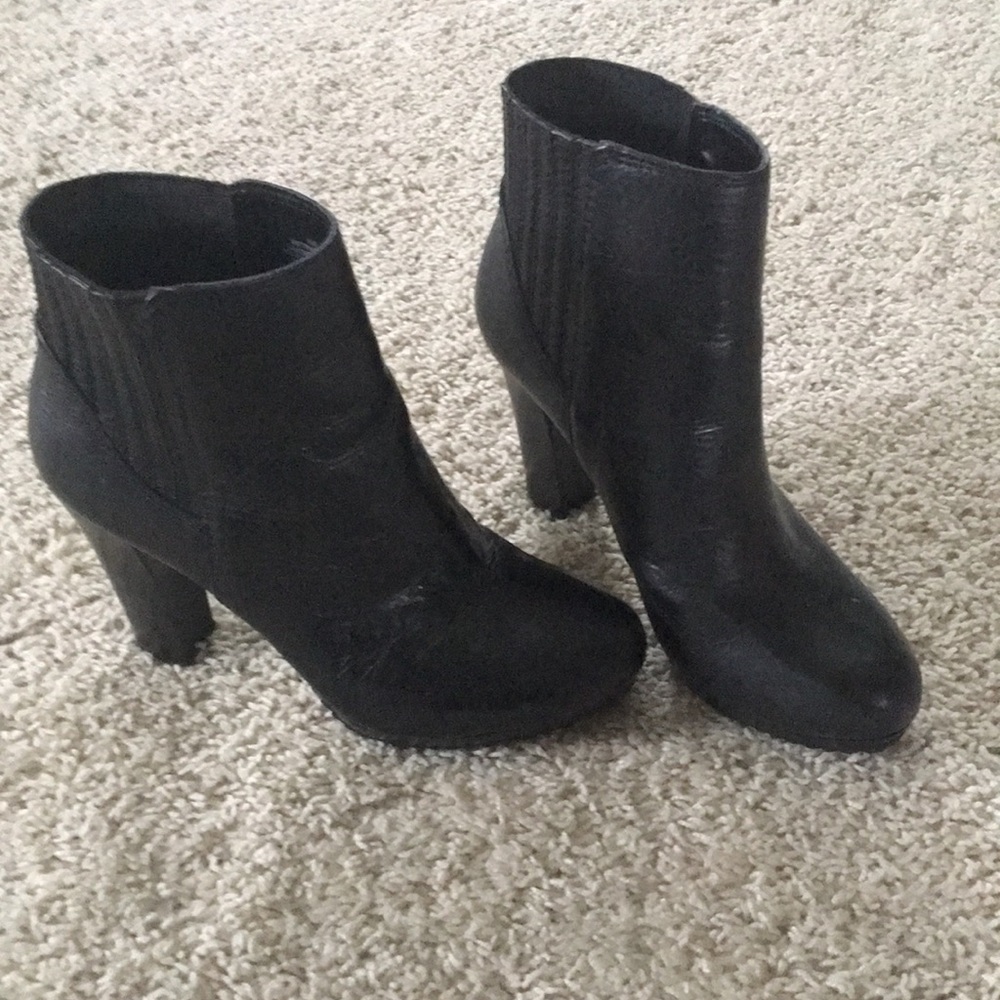 Ankle booties